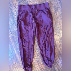 Lululemon pants